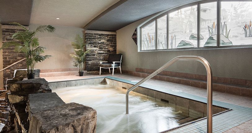 The spot to be after a long day on the slopes. Photo: Royal Canadian Lodge - image_7